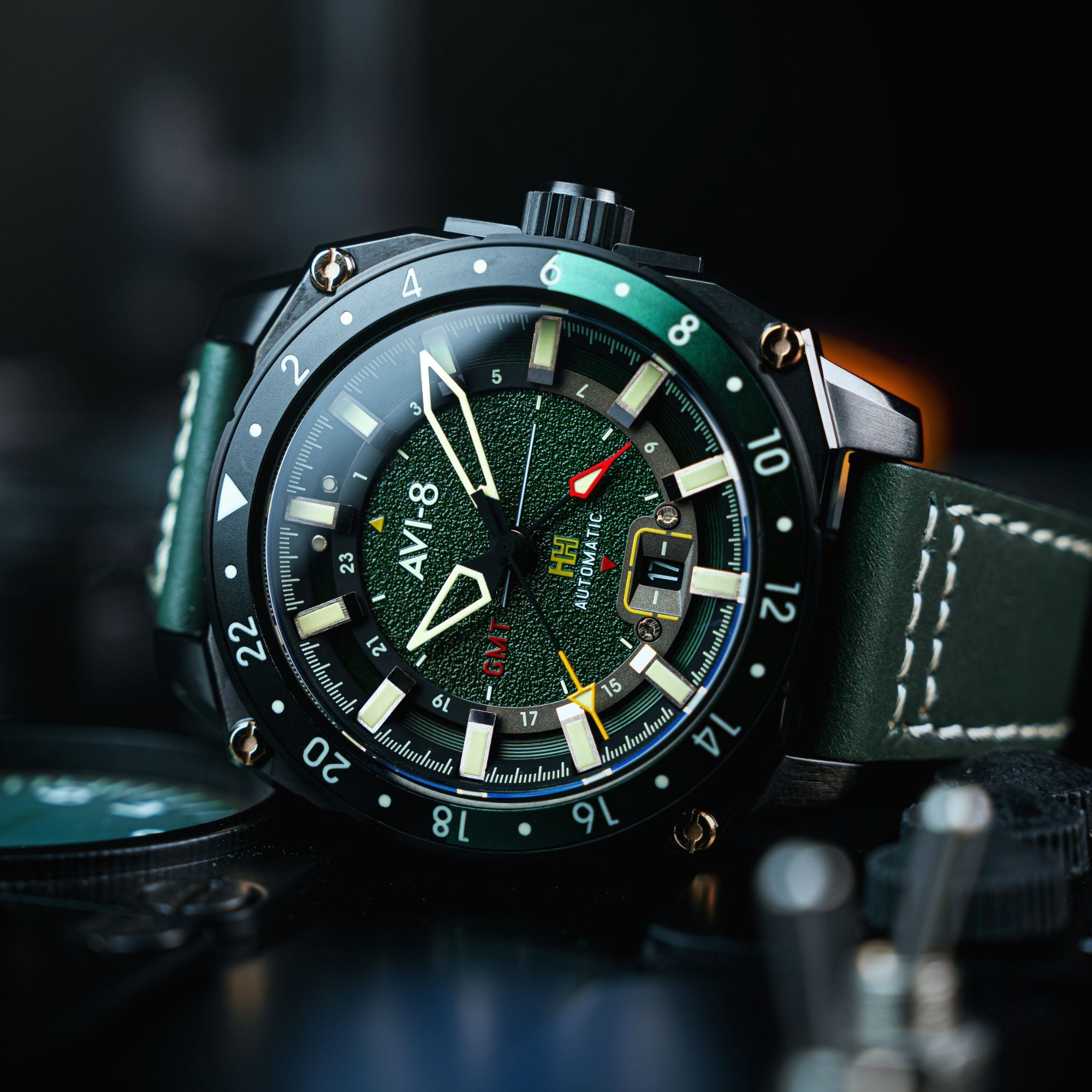 AVI-8 Hawker Hunter Atlas Gmt Automatic Amazon Green Av 4122 03
