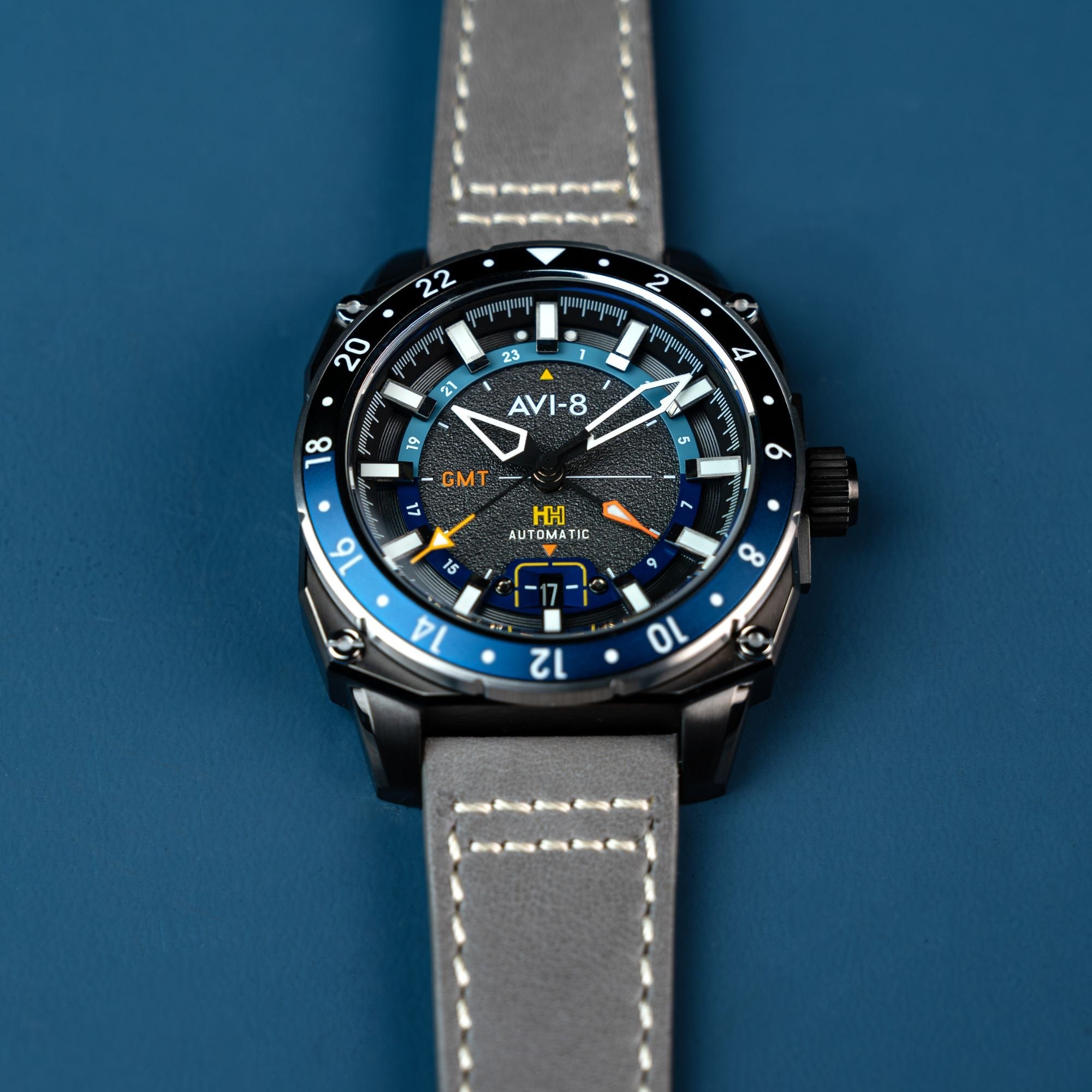 AVI-8 Atlas Gmt Automatic Mist Grey