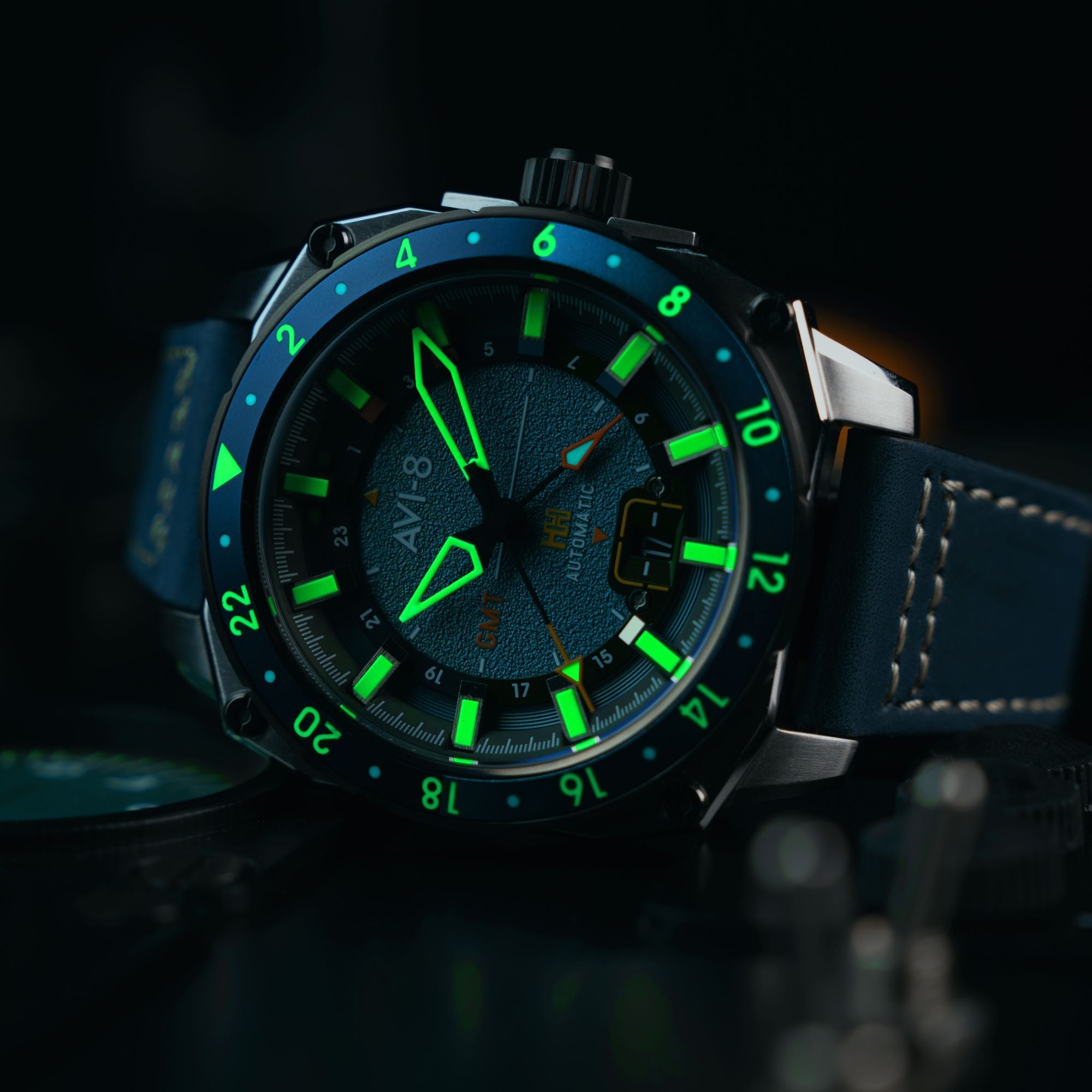 AVI-8 Atlas Gmt Automatic Retro Blue