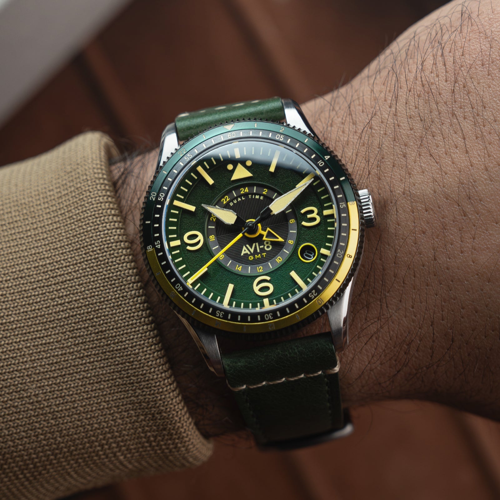 AVI-8 Airmaster Gmt Automatic Fuselage Green