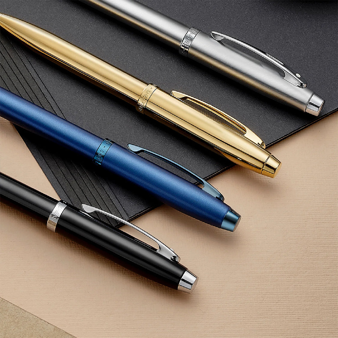 Sheaffer 100 Glossy Blue with Chrome Trims Fountain Pen | E0933953-30