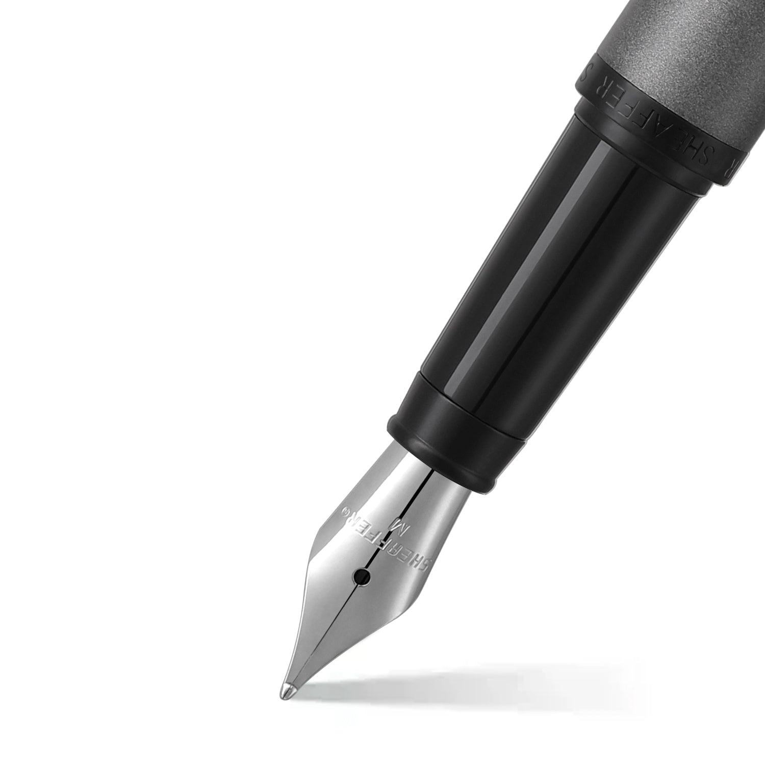 Sheaffer VFM 9424 Matte Gray Fountain Pen With Matte Black Trim |