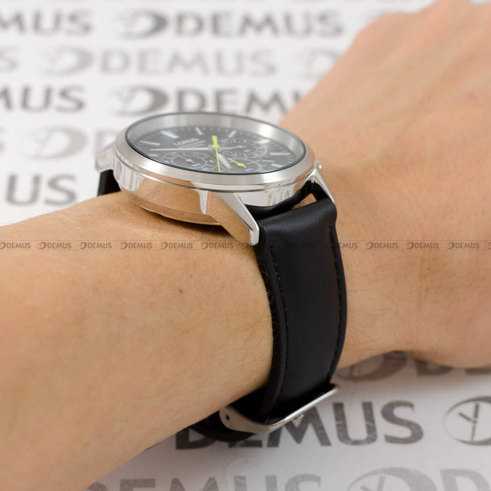 Lorus Black Dial Leather Strap Chronograph Men's Watch | RT379KX9