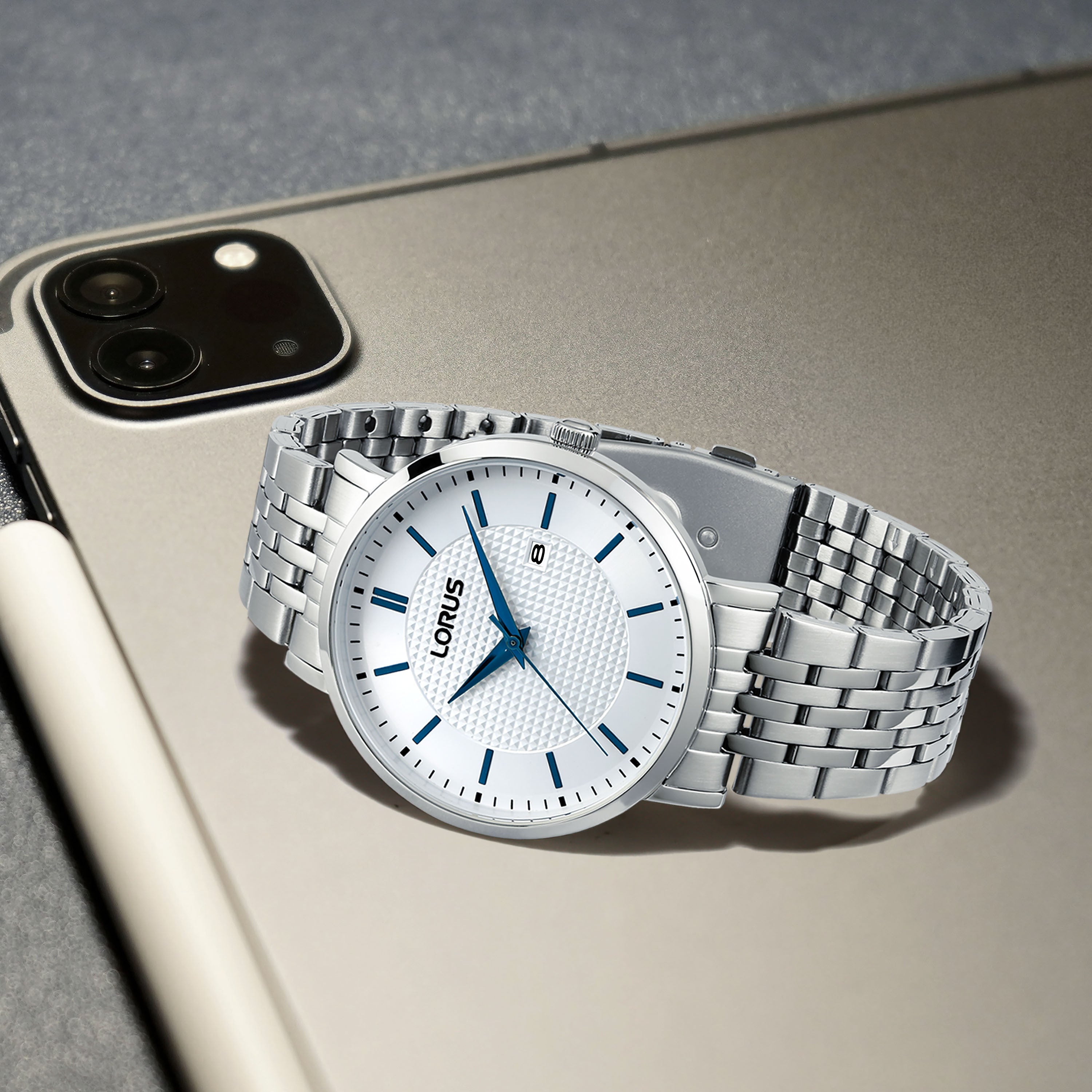 Lorus Stainless Steel blue hands Men’s Watch | RH957RX9