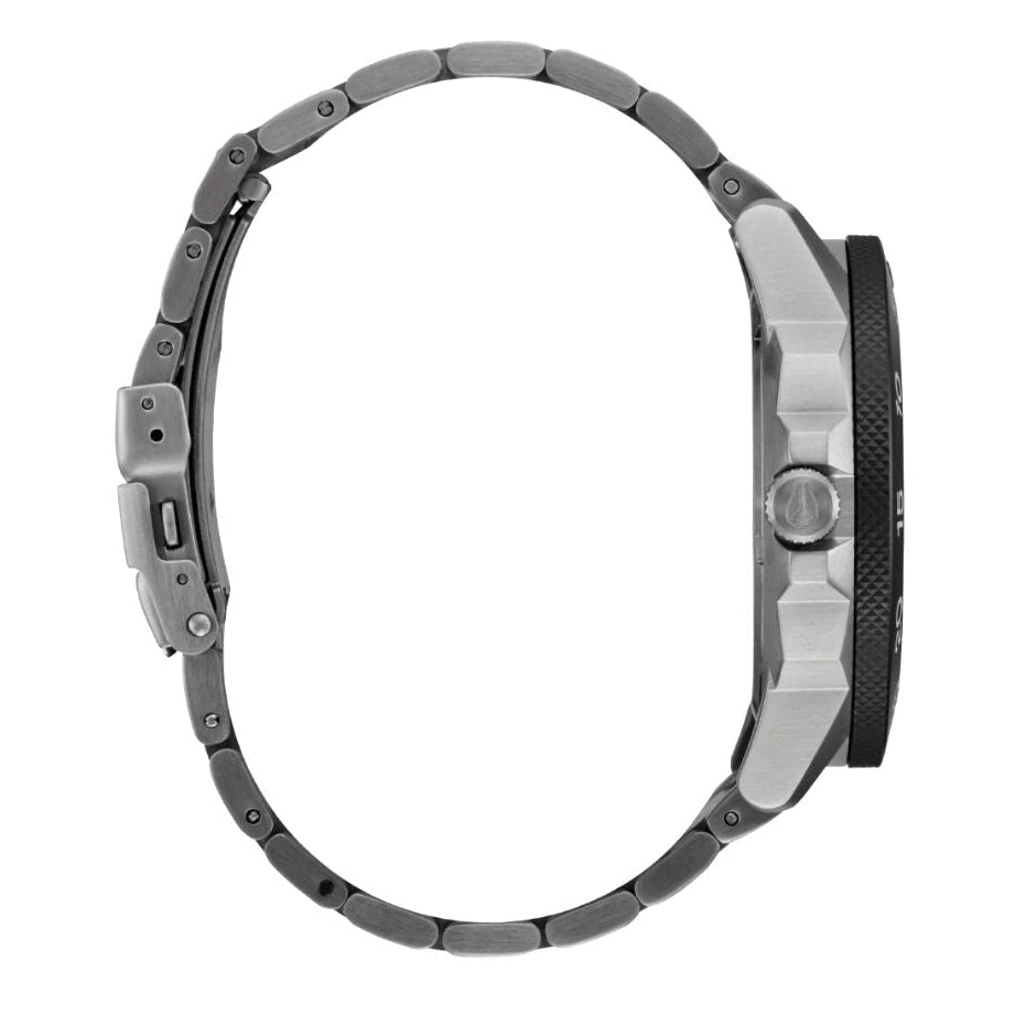 NIXON Smyth 44 Black Dial Calendar Stainless Steel Bracelet Men’s Watch | A14145306-00