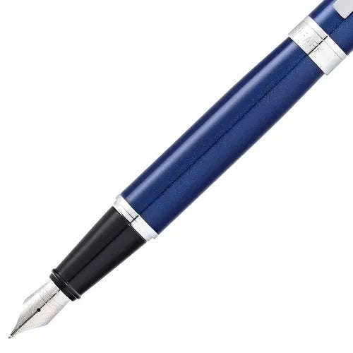 Sheaffer 300 Glossy Blue Fountain Pen With Chrome Trims | E0934153