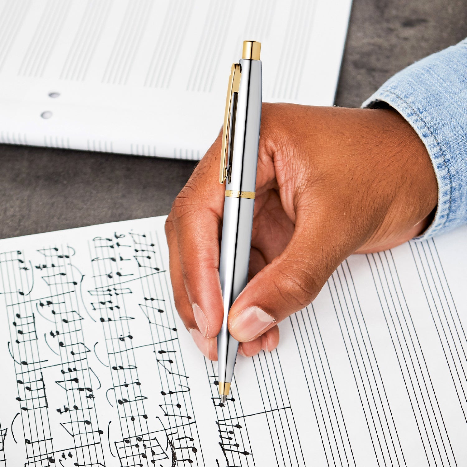 Sheaffer  VFM Polished Chrome with Gold Trims Ballpoint Pen | E2942251