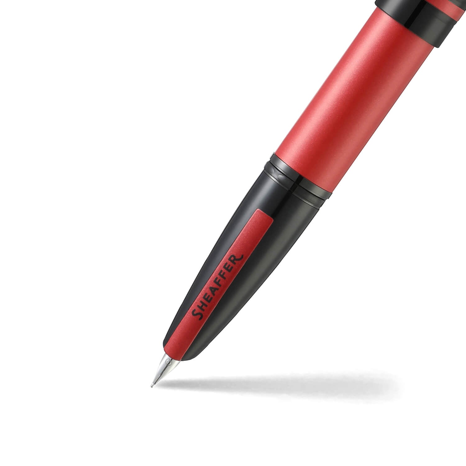 Sheaffer ICON 9111 Metalic Red Fountain Pen With Gloss Black trim | E0911153
