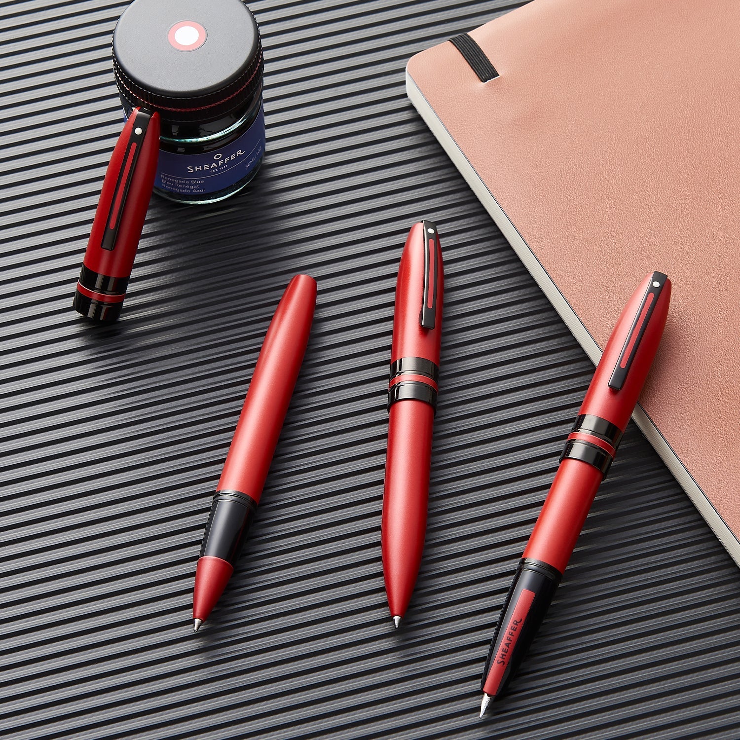 Sheaffer ICON 9111 Metalic Red Fountain Pen With Gloss Black trim | E0911153