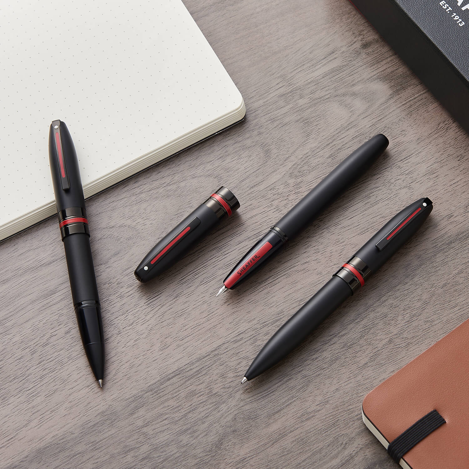 Sheaffer ICON 9108 Matte Black Fountain Pen With Gloss Black Trim | E0910853