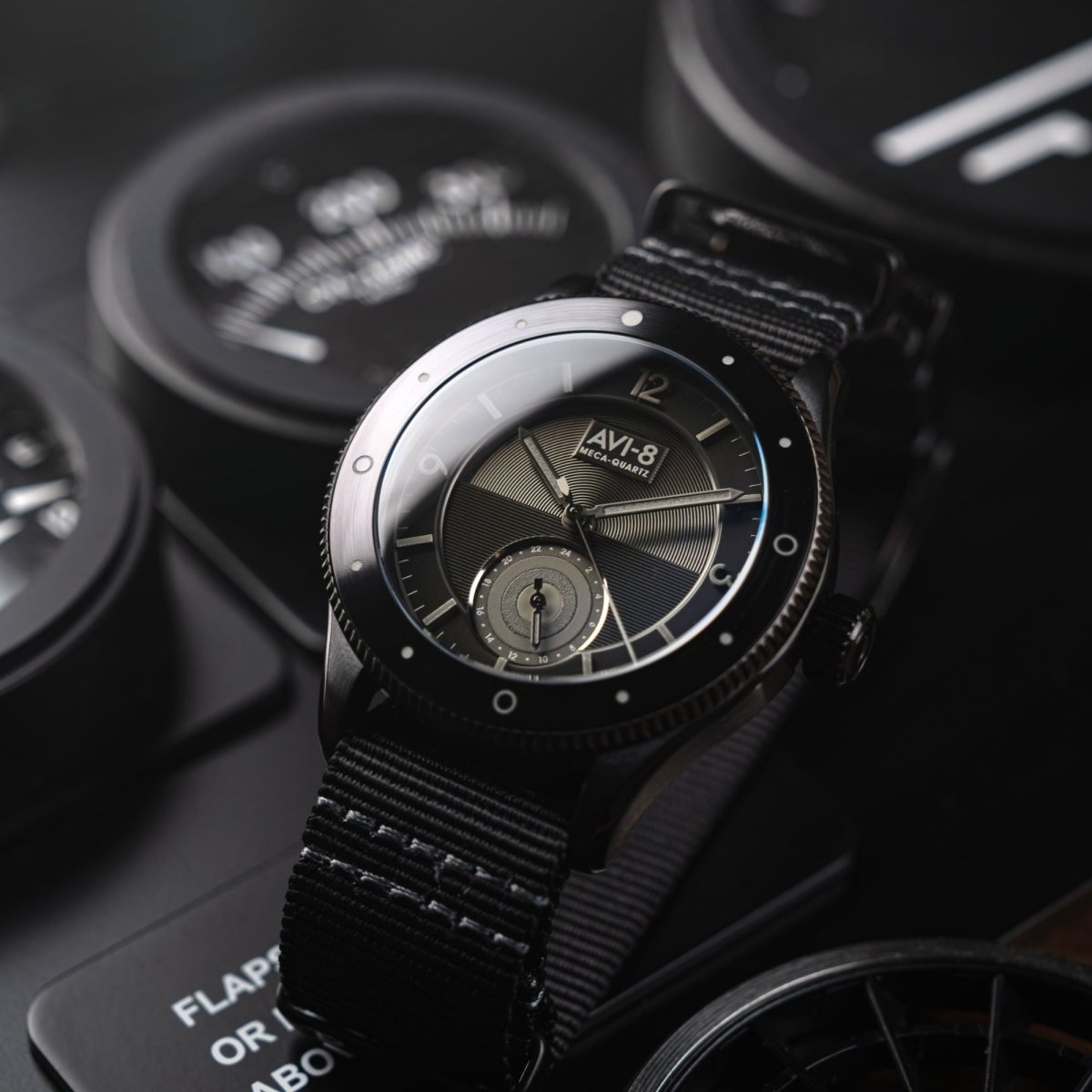 AVI - 8 Airmaster Sector Meca - Quartz Jet Black | TIME Watches