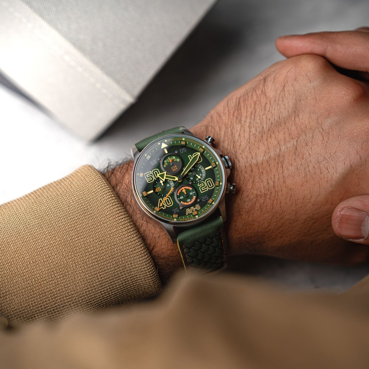 AVI - 8 Coningham Chronograph Harding | TIME Watches
