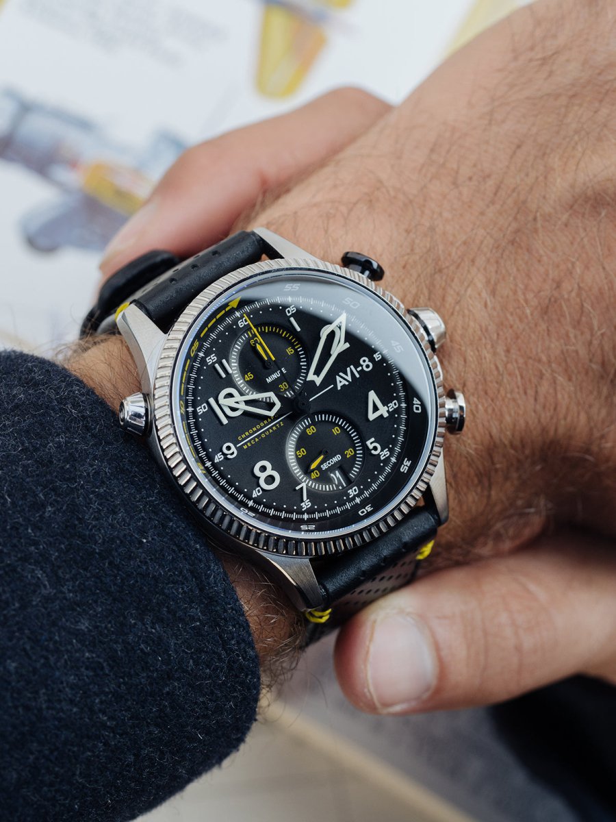 AVI - 8 Duke Meca - Quartz Chronograph Halton | TIME Watches