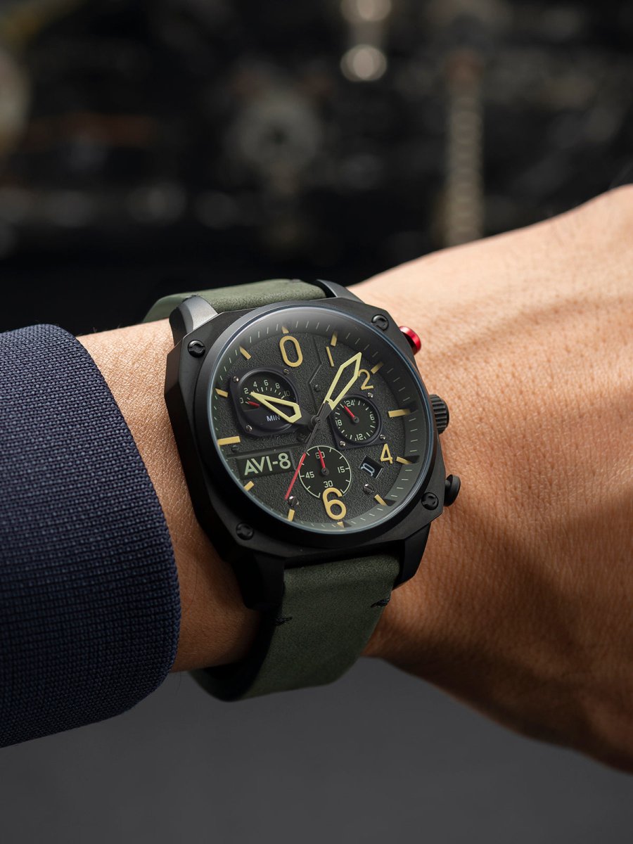 AVI - 8 Hawker Hunter Retrograde Chronograph Deep Green Black Av 4052 08 | TIME Watches