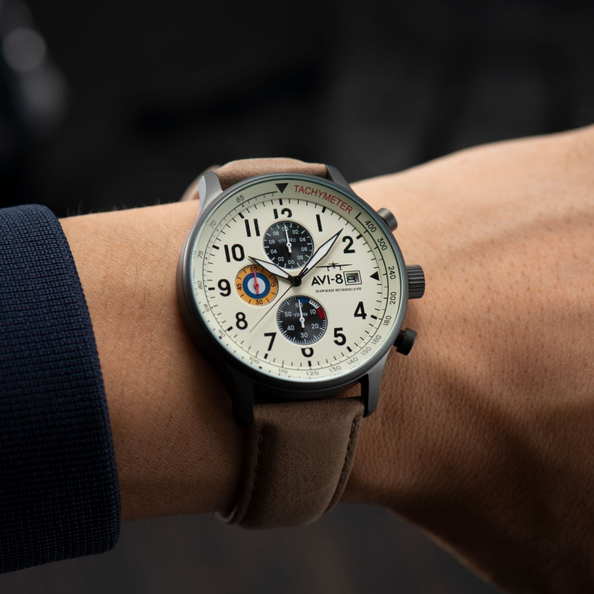 AVI - 8 Hawker Hurricane Classic Chronograph Cream Beige Av 4011 0C | TIME Watches