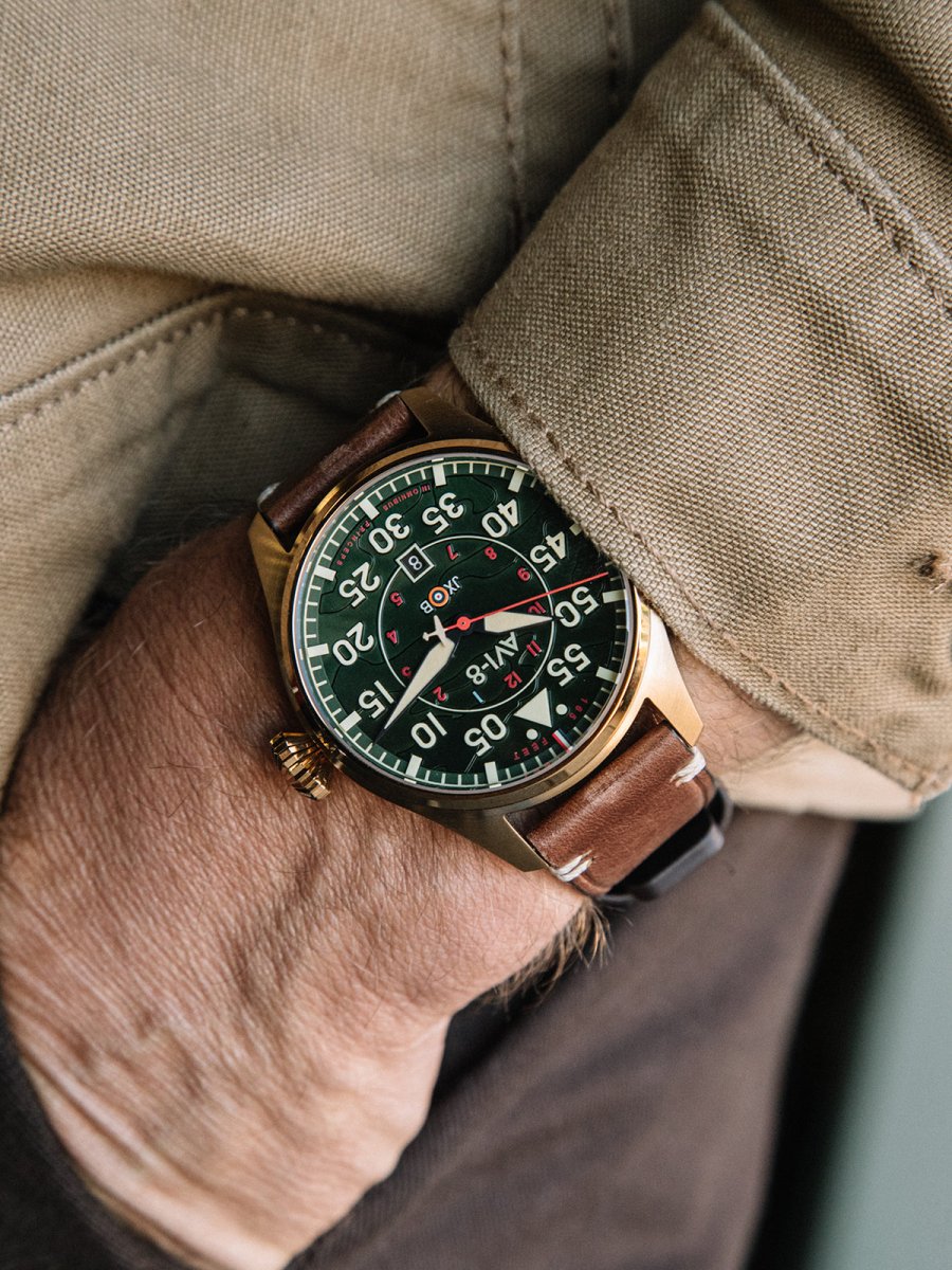 AVI - 8 Hawker Hurricane Clowes Automatic Northolt Men's Watch | AV - 4097 - 04 | TIME Watches