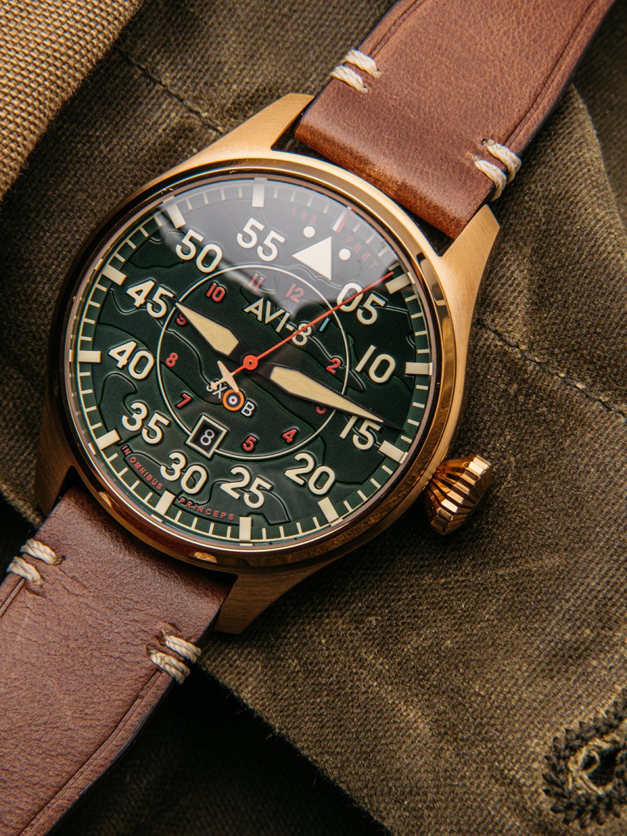 AVI - 8 Hawker Hurricane Clowes Automatic Northolt Men's Watch | AV - 4097 - 04 | TIME Watches