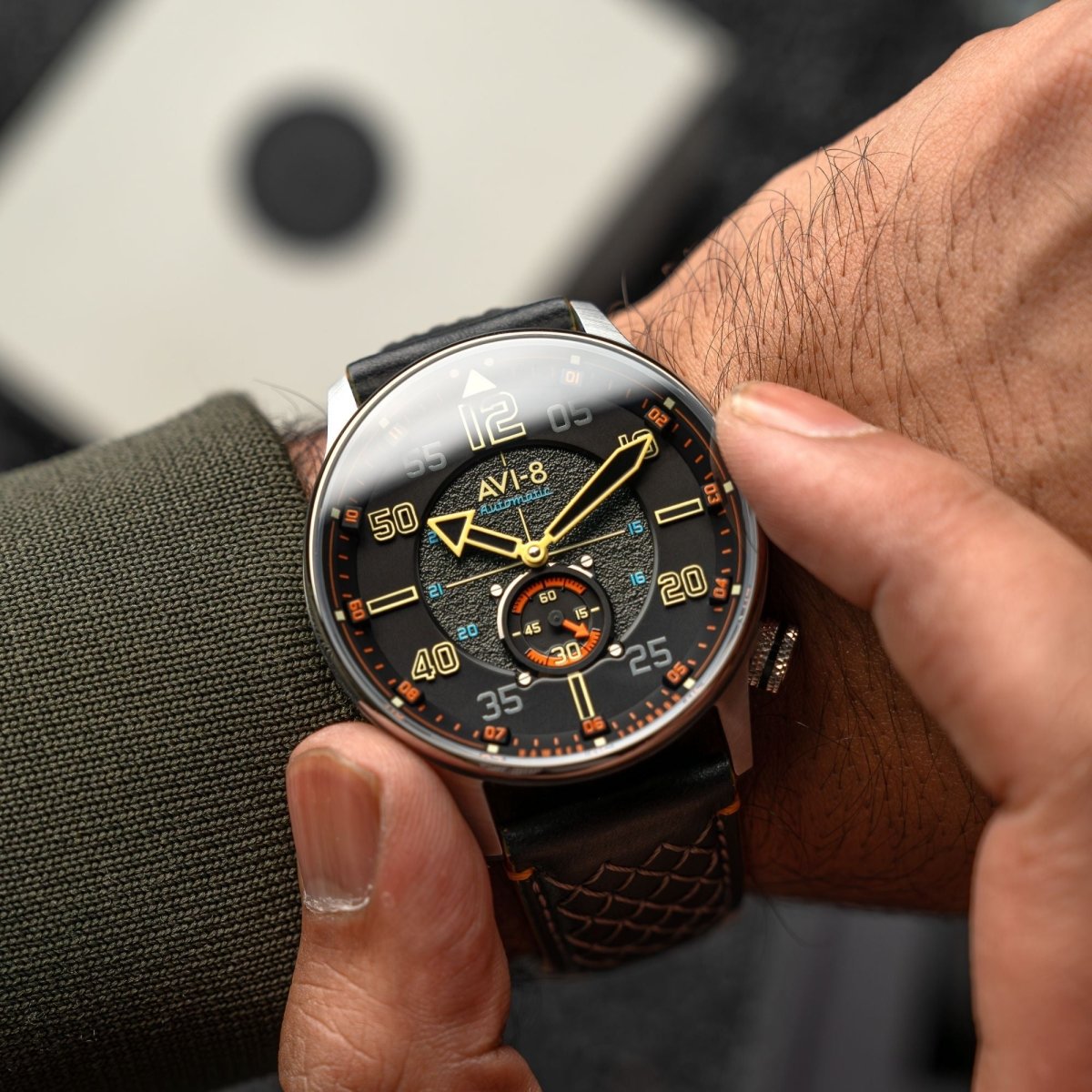 AVI - 8 Hawker Typhoon Baldwin Automatic Cool Black Av 4119 01 | TIME Watches