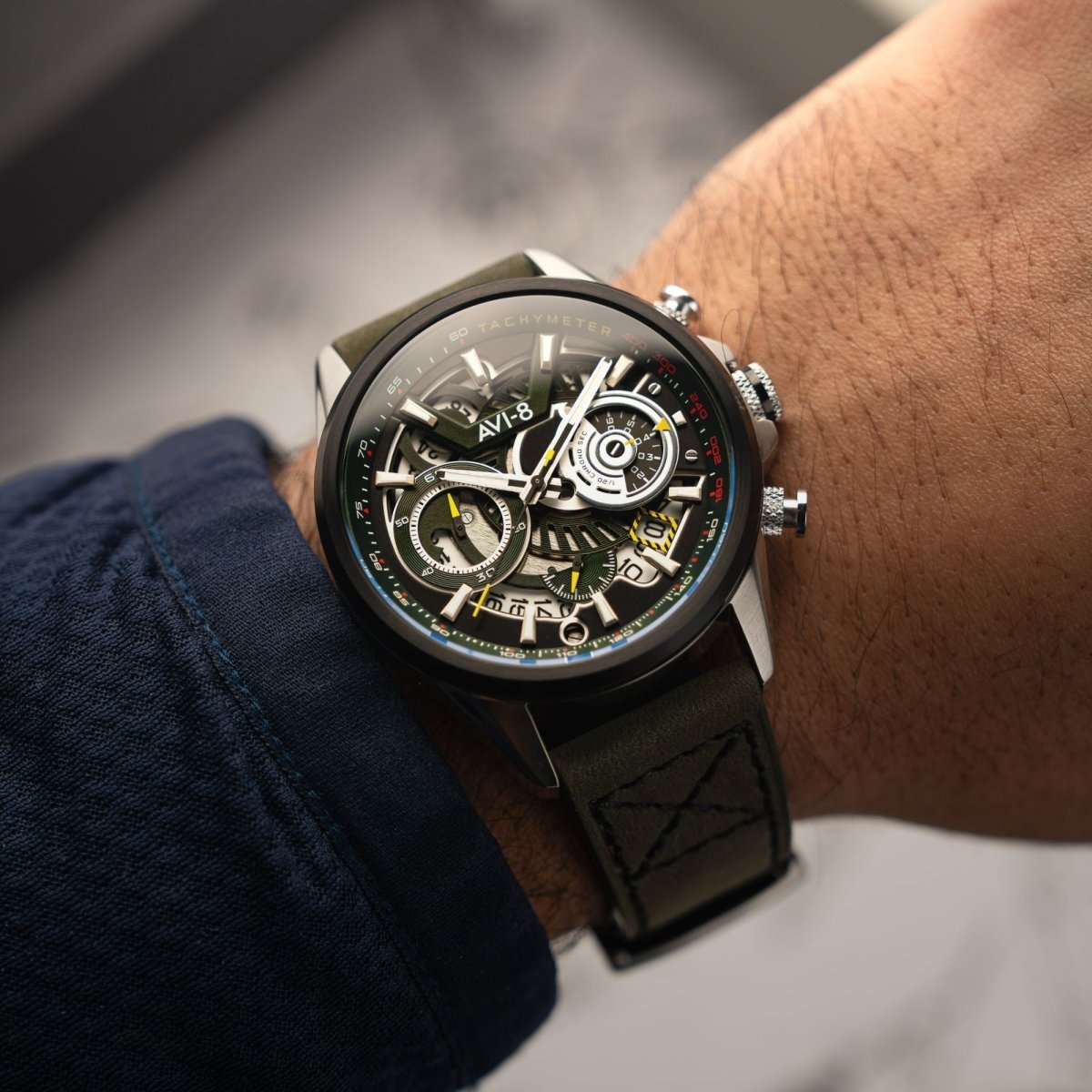AVI - 8 Matador Chronograph Viper Green | TIME Watches