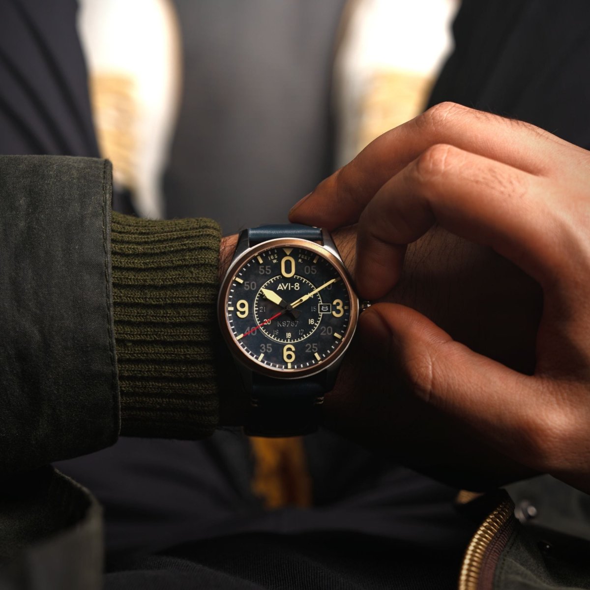 AVI - 8 Spitfire Smith Automatic Distressed Blue Av 4090 05 | TIME Watches