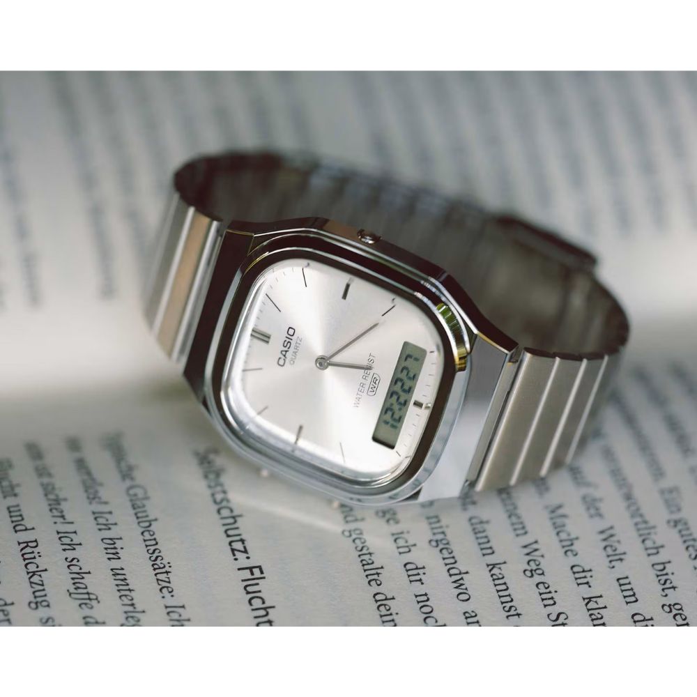 Casio Vintage Dual Time Chain Men's Dress Watch | AQ - 240E - 7ADF | TIME Watches
