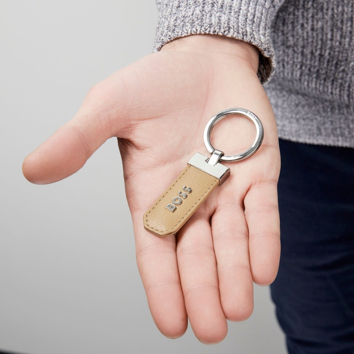 HUGO BOSS Classic Grained Camel Key Ring | HAK416X | TIME Watches