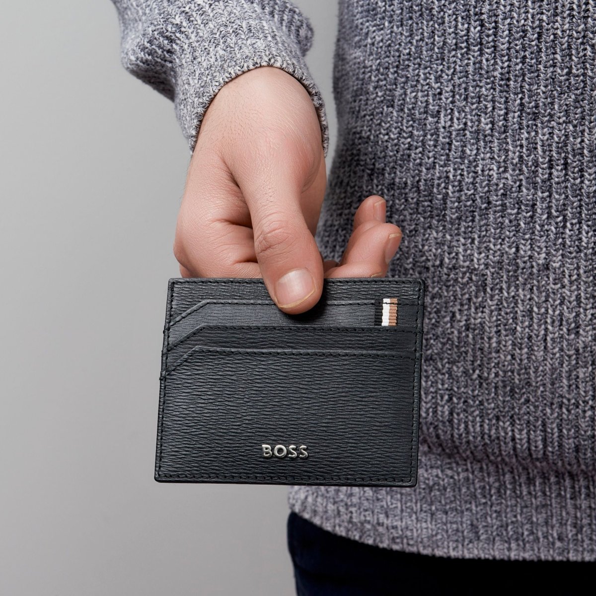 HUGO BOSS Iconic Black Card Holder | HLC421A | TIME Watches