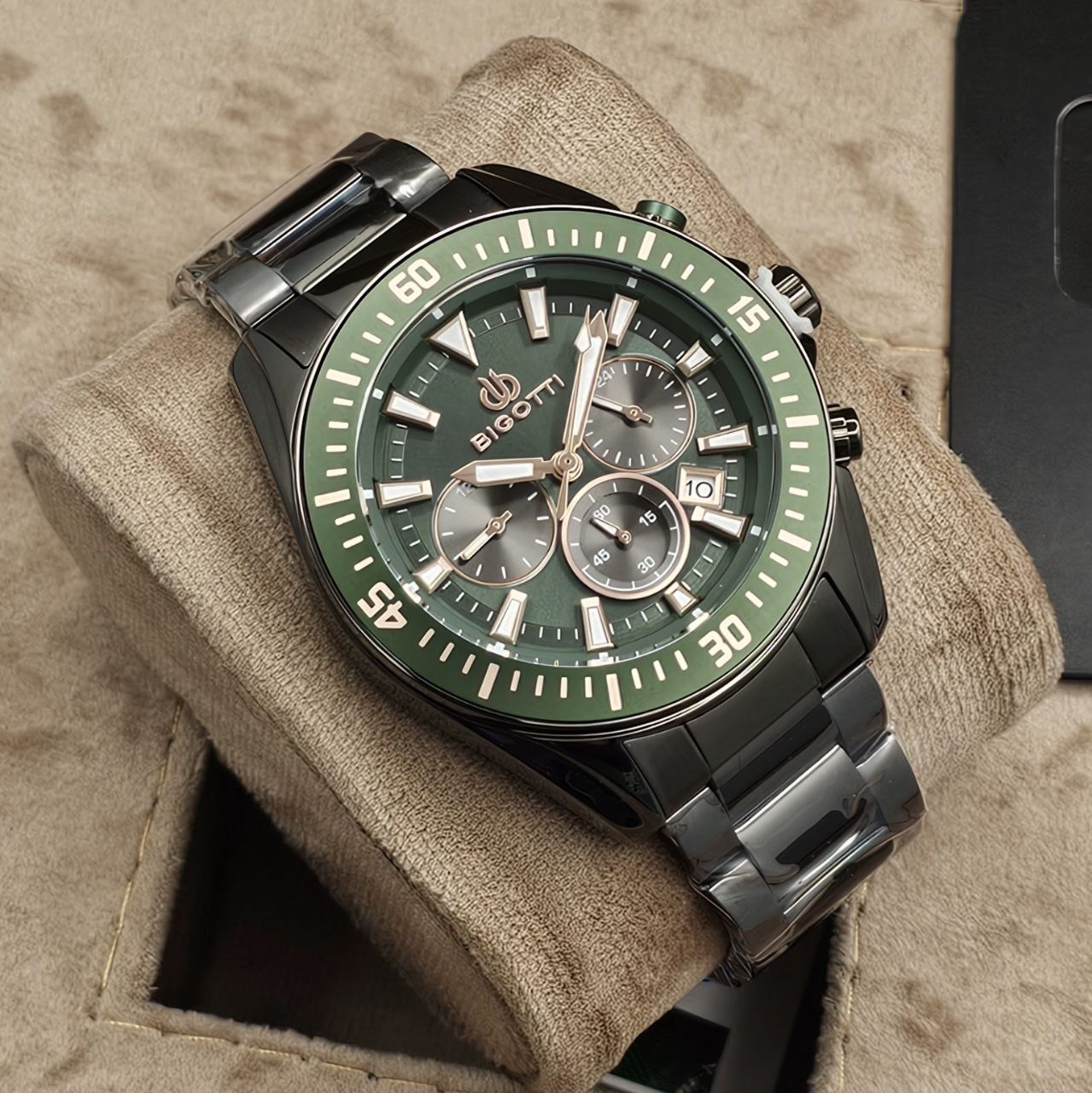 Bigotti Gunmetal Green Dial Calendar Stainless Steel Men’s Watch | BG.1.10570-4