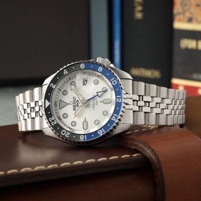 Seiko 5 Sports Automatic SKX GMT Men's Watch | SSK033K1