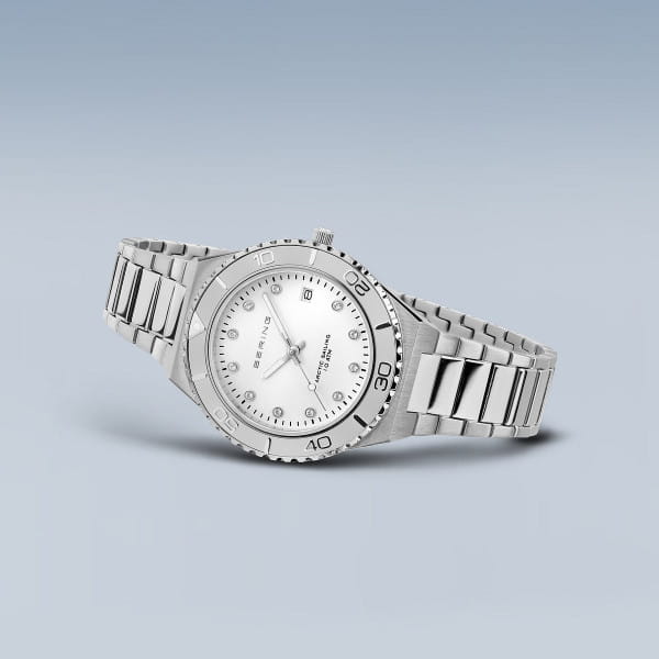 BERING Classic Silver Dial Polished/brushed Silver Stainless Steel Bracelet 36mm Women's Watch | 18936 - 704 | TIME Watches