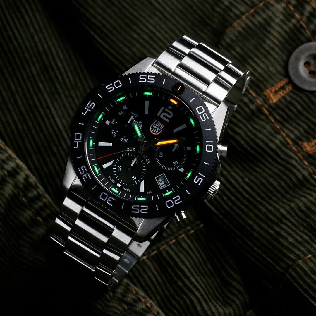 Luminox discount steel watch