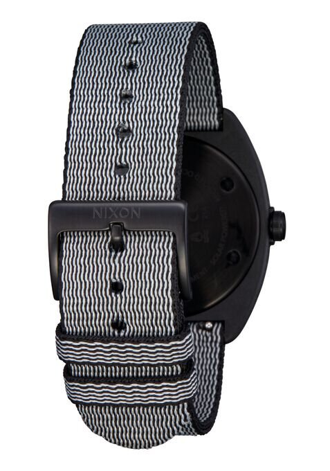 NIXON Light Wave Men's Watch | Time Watch Specialists