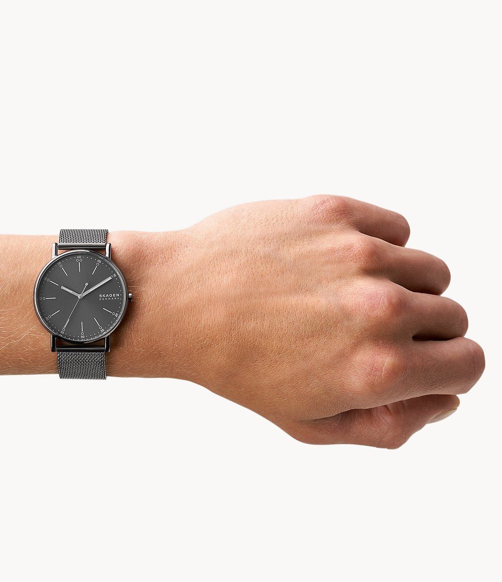 Skagen Signatur Three-Hand Gray Steel Mesh Men's Watch | SKW6577 | Time Watch Specialists